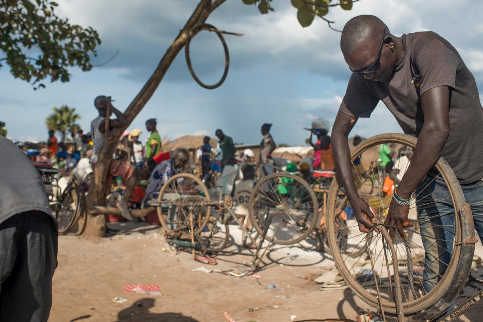 Democratic Republic of the Congo. South Sudanese refugees help themselves to survive