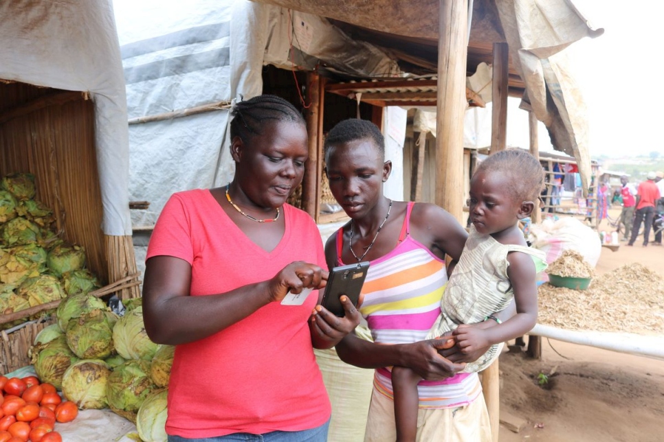 Uganda. CRRF mobile phone connectivity in Bidibidi settlement