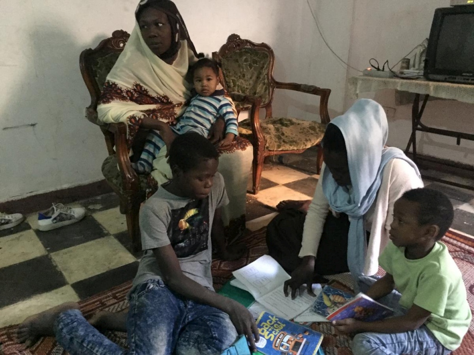 Egypt. Sudanese refugee pursues dreams in Cairo school
