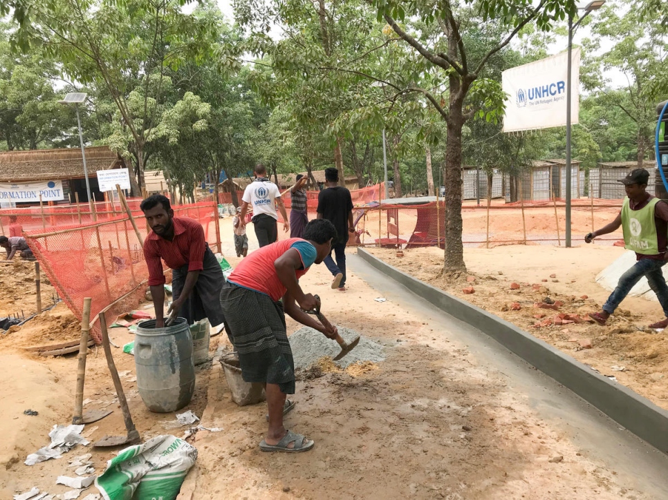 Bangladesh. UNHCR  transit centre prepares for monsoon season