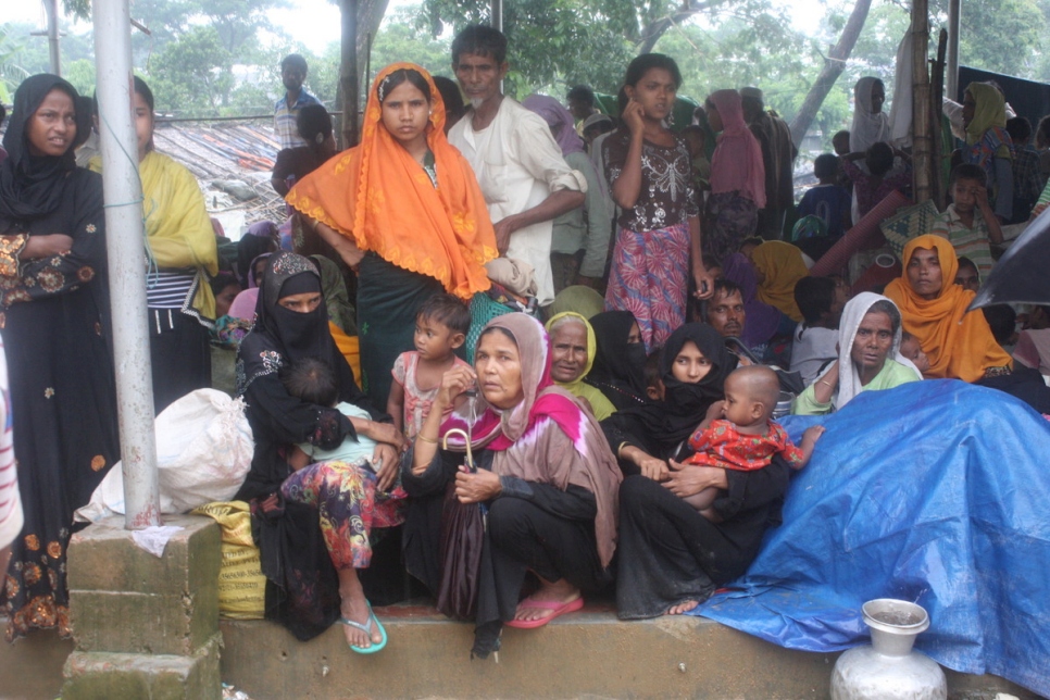 Bangladesh. Shelter urgently needed for Rohingya fleeing violence