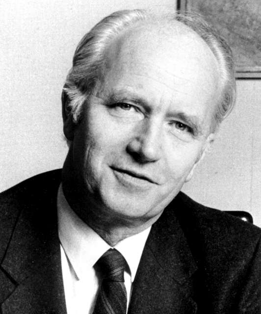 Mr Thorvald Stoltenberg, UN High Commissioner for Refugees January 1990-November 1990