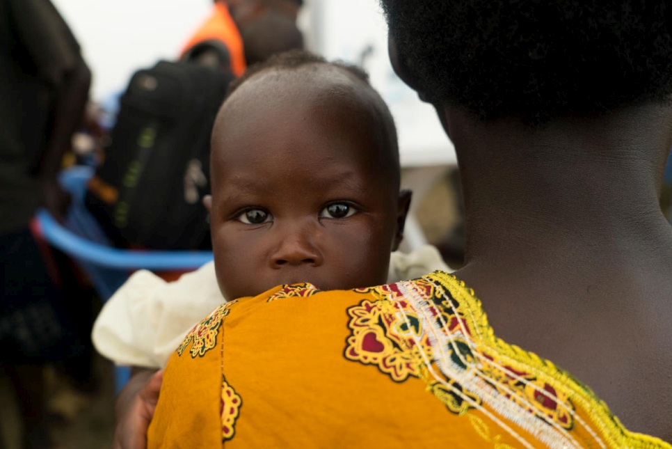 Uganda. Congolese and Rwandese refugees in Oruchinga at UNHCR verification centre.