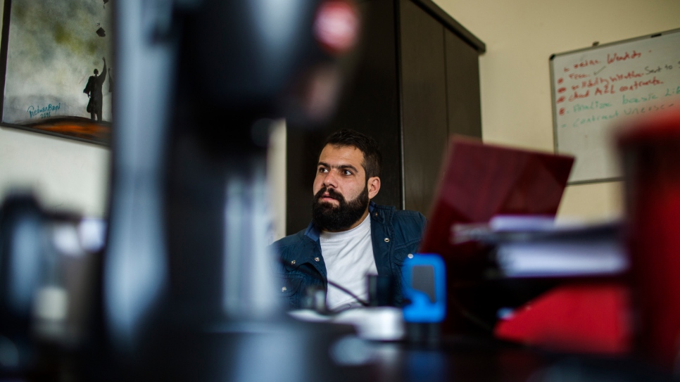 Jankidar suit une session de mentorat à l'Université du Liban à Beyrouth. 