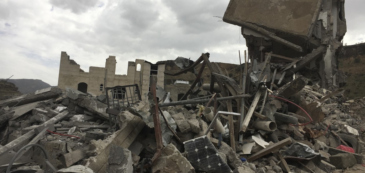 CICV lamenta a morte de civis durante ataques aéreos em bairros densamente povoados de Sanaa