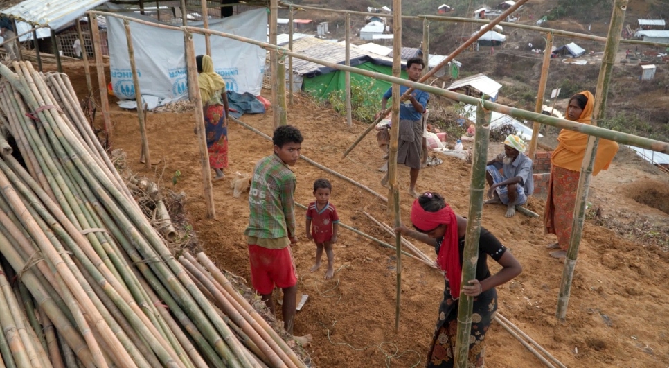 Bangladesh: As monsoons loom, Rohingyas race to set up shelter