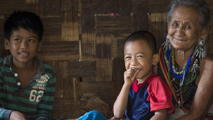 Baw Meh a fugit de violența din Myanmar