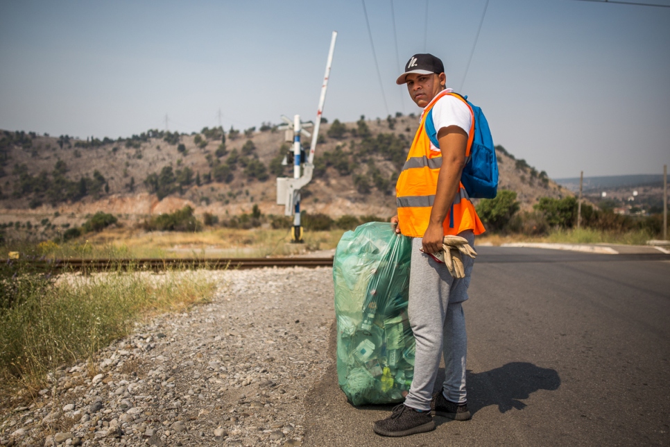 Cuban refugees earning their livelihood in Montenegro