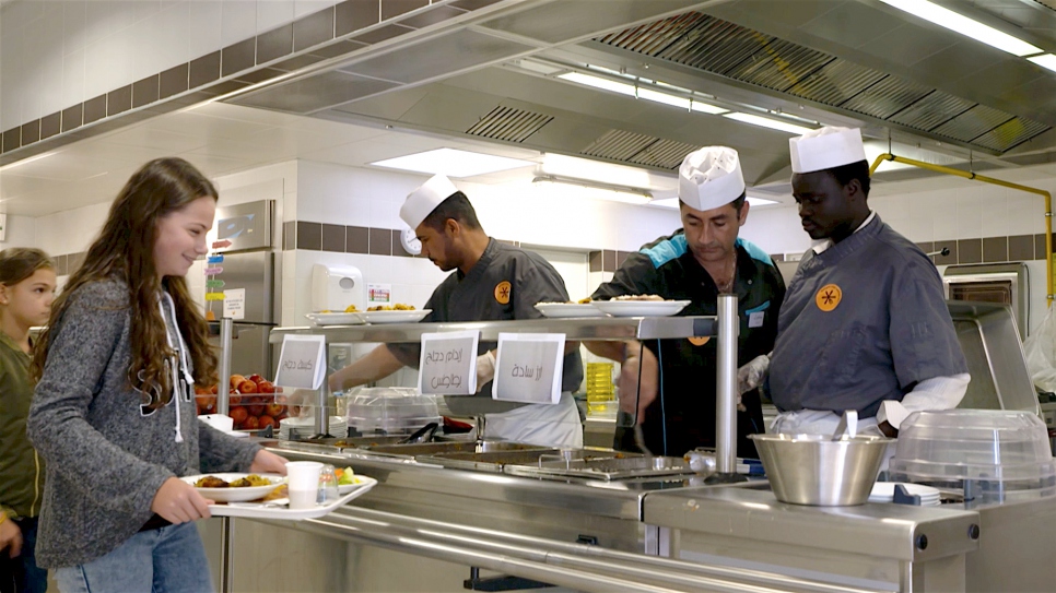  France: Refugee Chefs Give Schools a Taste of Something New