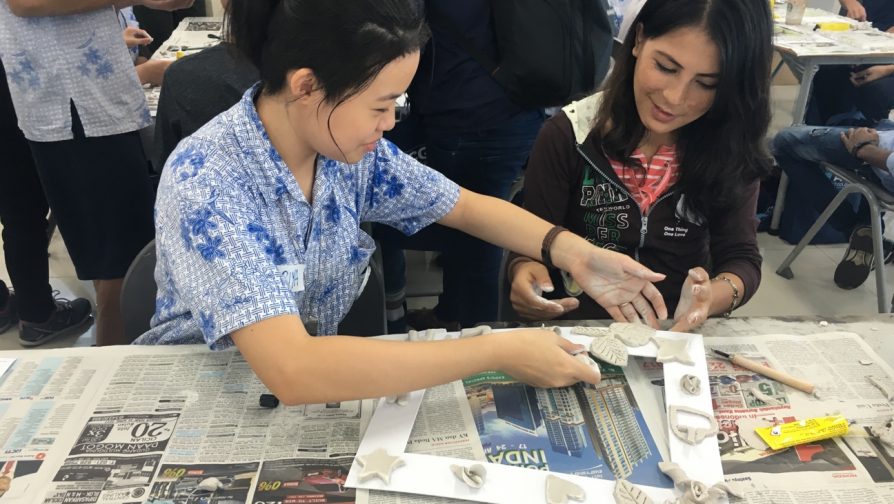 Sekolah di Jakarta berbagi pengetahuan bersama pengungsi muda