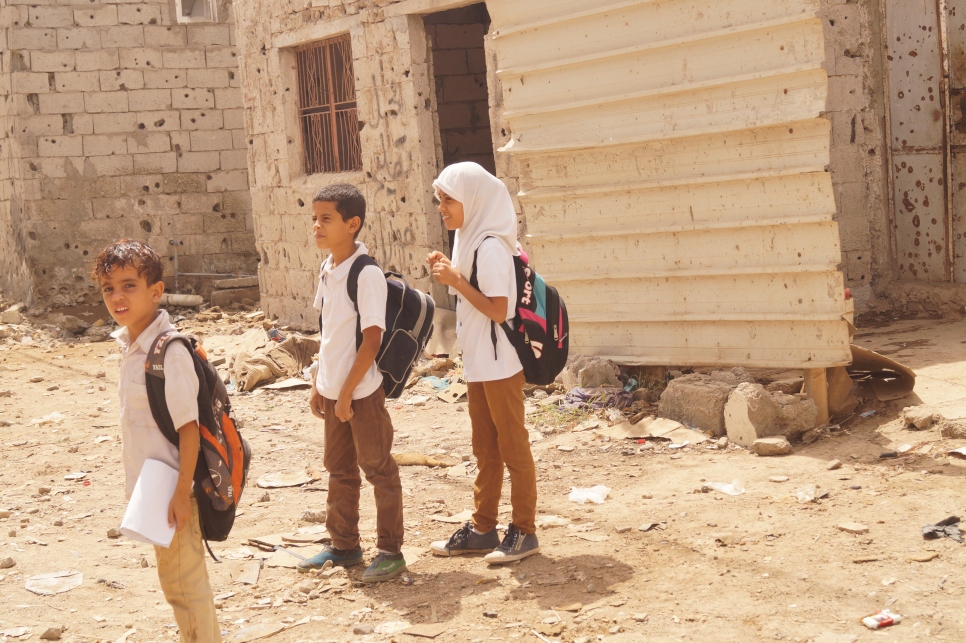 Yemen. Living in devastated Basateen district