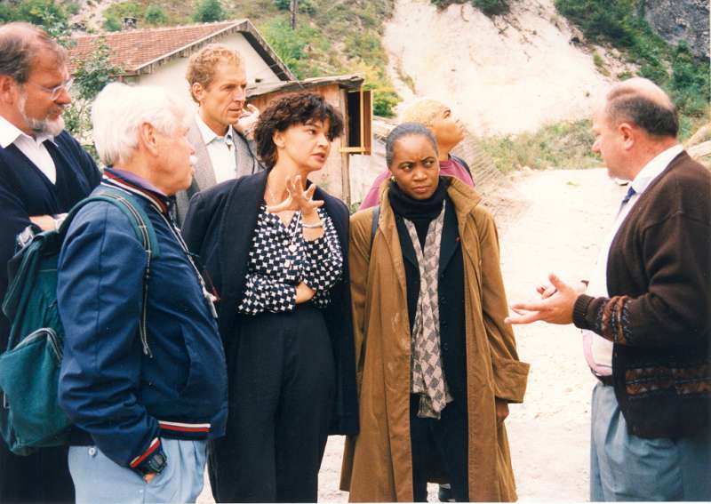 Madame Hendricks, ambassadrice de bonne volonté de l'UNHCR, à Sarajevo en Bosnie-Herzégovine, septembre 1997.