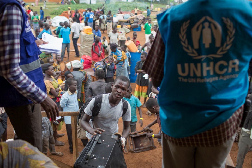 Refugees from South Sudan arrive in Northern Uganda