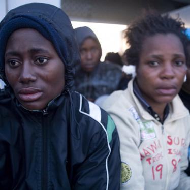 Global: Políticas deficientes exponen a los migrantes a abusos