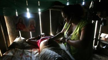 Эквадор: выжившим жертвам изнасилования отказано в безопасных и легальных абортах