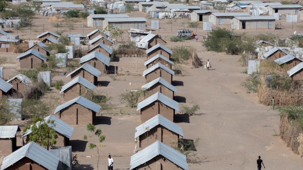 Le camp de Kakuma compte plus de 2 100 petits commerces. 