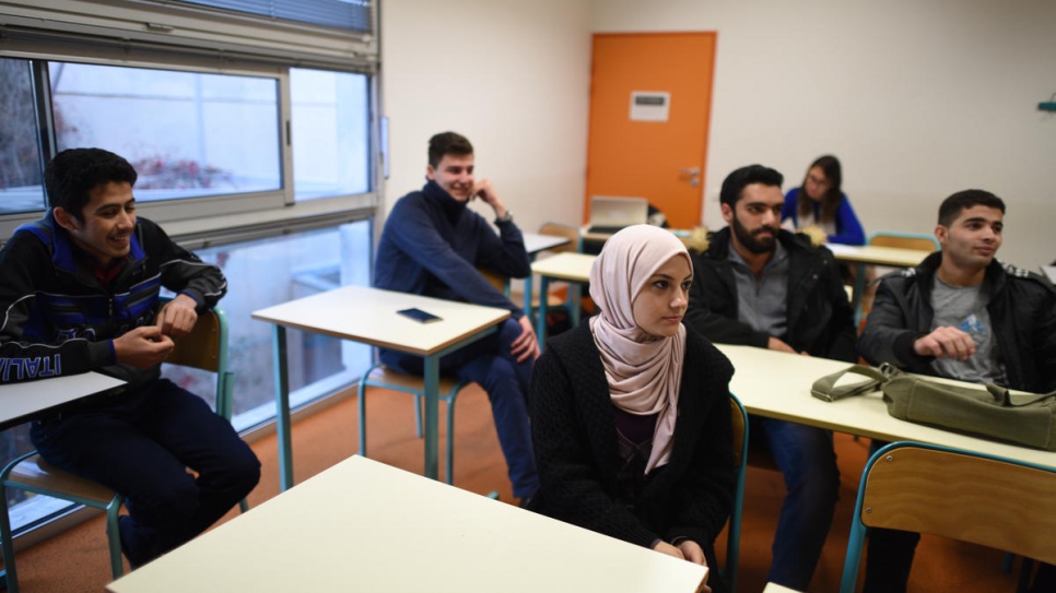 Un groupe d'étudiants syriens à l'Université Paul Valéry de Montpellier, l'un des établissements qui participe à ce programme de bourses d'études pour les réfugiés syriens.