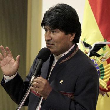 Bolivia: Fix Laws That Undermine Rights 