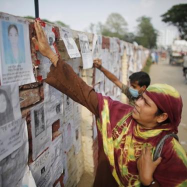 The April 24 Ritual – Rana Plaza’s Unfinished Legacy 