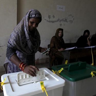 For First Time in Decades, Some Pakistani Women Vote 