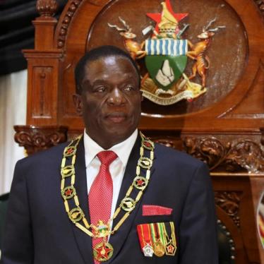US Senators Press Zimbabwe to Hold Free, Fair Elections