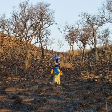 Mozambique : Les populations déplacées par les projets miniers ont du mal à se procurer de la nourriture et de l’eau