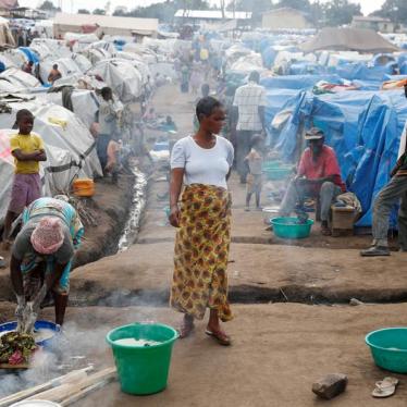 Des Congolais déplacés risquent d&#039;être renvoyés de force vers une zone dangereuse 