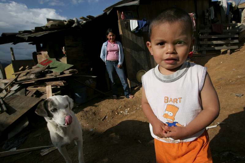 An internally displaced family living in Los Altos de la Florida, outside of Bogota.