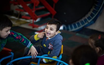 Une nouvelle vie en exil pour un garçonnet de 7 ans façonné par la guerre en Syrie