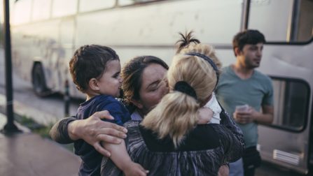 Juridische en praktische obstakels binnen de EU verhinderen gezinshereniging