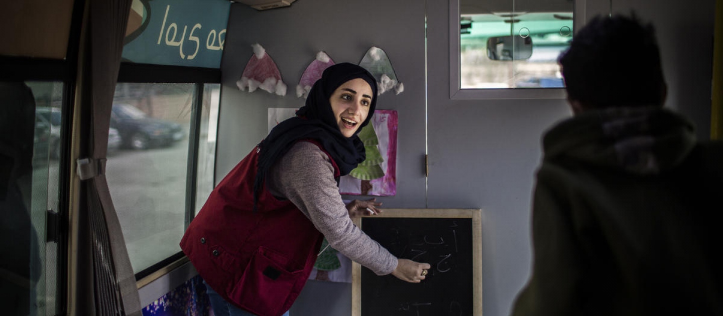 Lebanon. The Fun Bus: fight against child labor