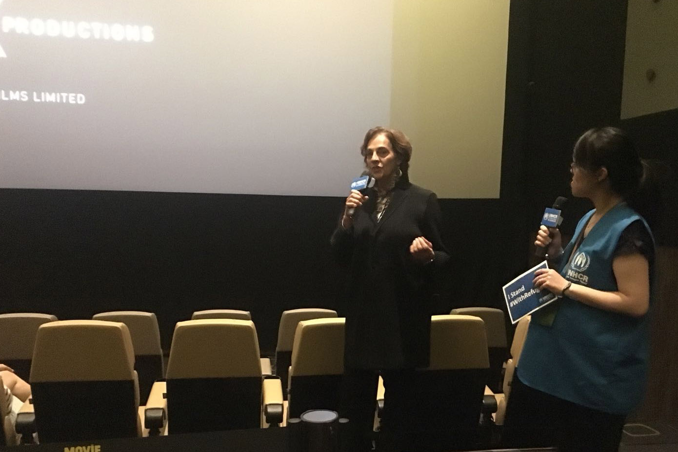 Director Ros Horin shared behind-the-scenes stories at the Q&A session after the closing screening. 