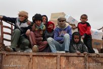 聯合國車隊為敍利亞Rukban流離失所者提供物資
