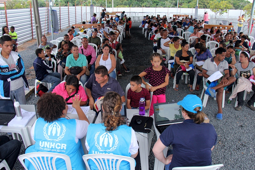 Shayla Nacimiento en la inauguración del refugio Rondon 1 