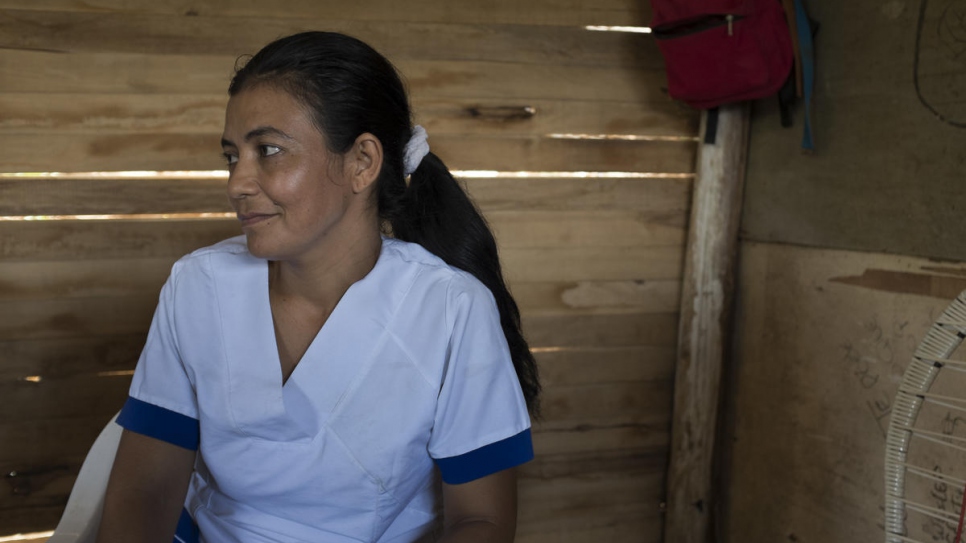 Graciela Sánchez, 39, was displaced by the armed conflict in Colombia. Today, she hosts 18 Venezuelans in her home in Las Delicias, Cúcuta. 