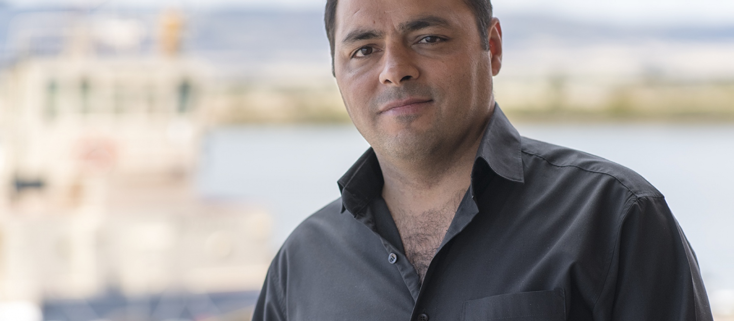 Saeid Safavi had a prosperous business in Iran and a happy life. After refusing to work for the Iranian Government, he fled and sought asylum from Australia by sea in 2001. His brother was arrested and jailed six months after Saeid fled.