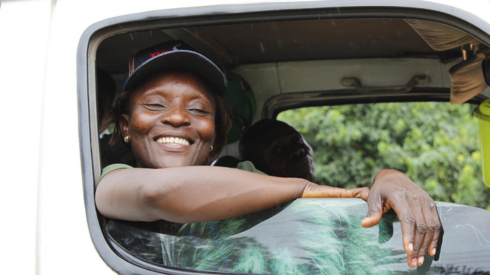 Loveline est soulagée de rejoindre l'installation d'Adagom après avoir fui le Cameroun l'année dernière. 