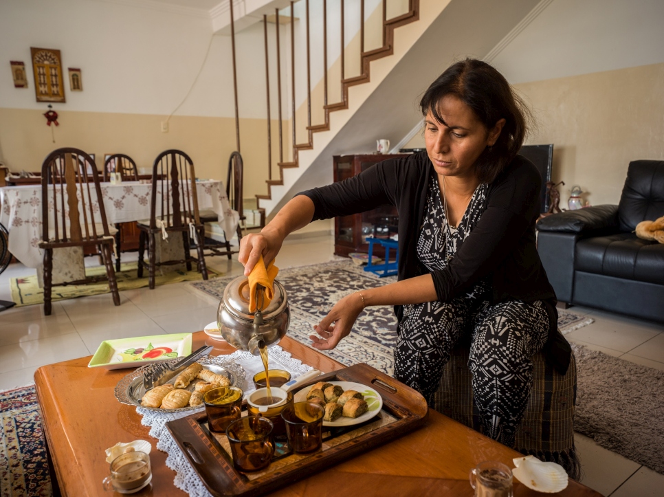 Fatima, en el salón de su casa en São Paulo.