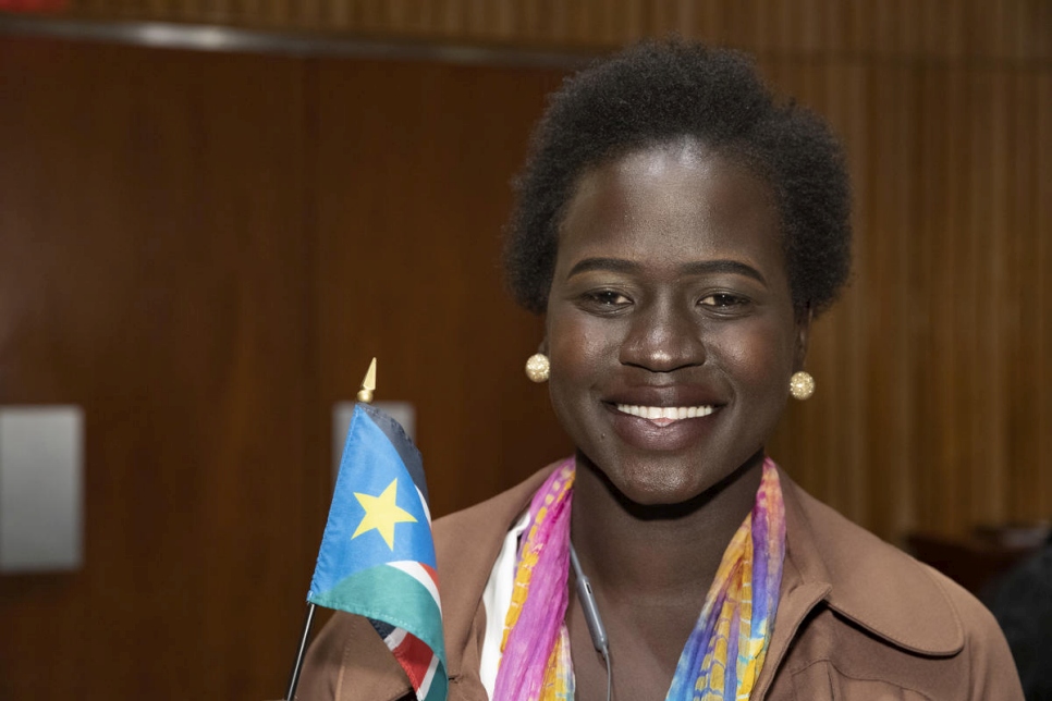 La integrante del coro Pihcintu Nyawak Lia, de 24 años, de Sudán del Sur.
