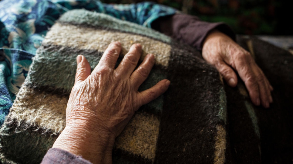 Svetlana sufre con el proceso de verificación para cobrar su pensión debido a su precaria salud.