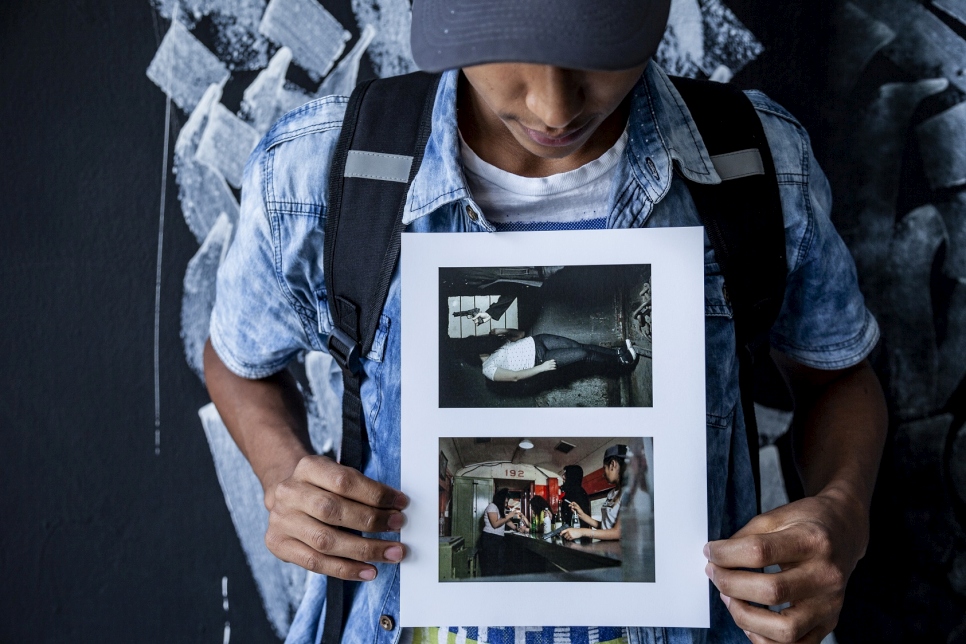 Niños, niñas y adolescentes toman fotografías para contar sus propias historias de valentía y resiliencia.