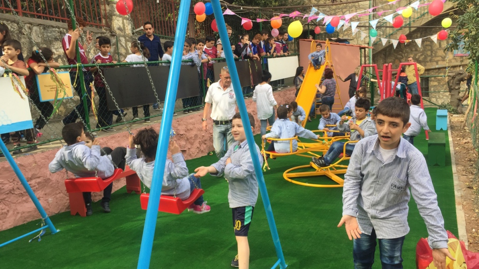 The newly constructed playground of the Father Andeweg Institute for the Deaf.