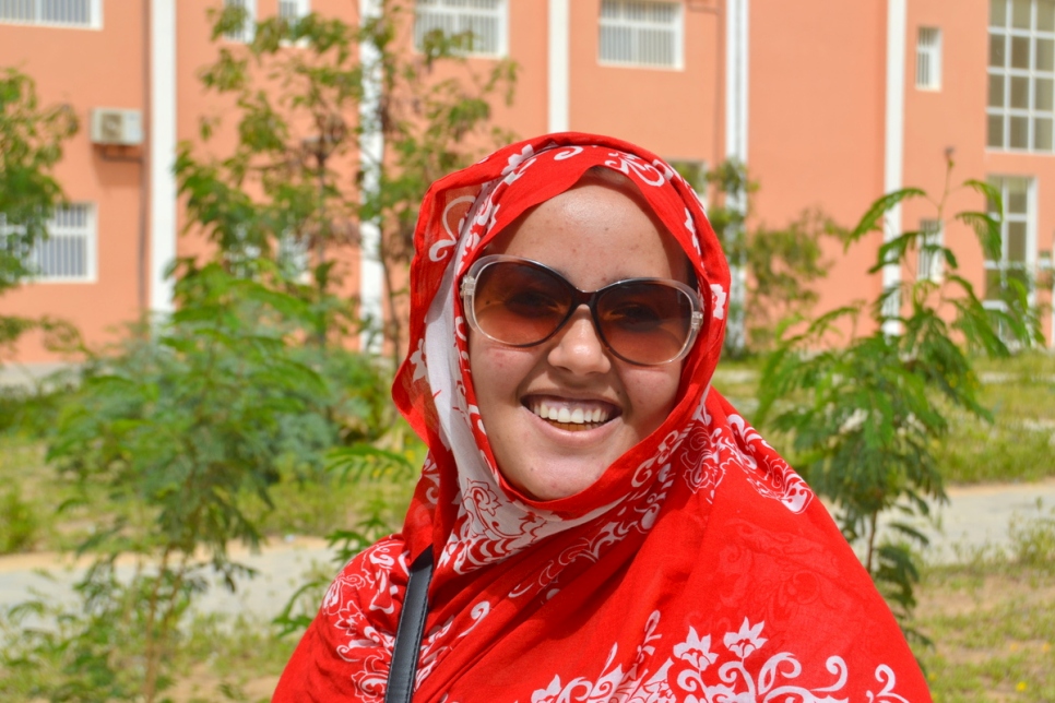 DAFI scholarship puts Malian refugee girl on the road to university