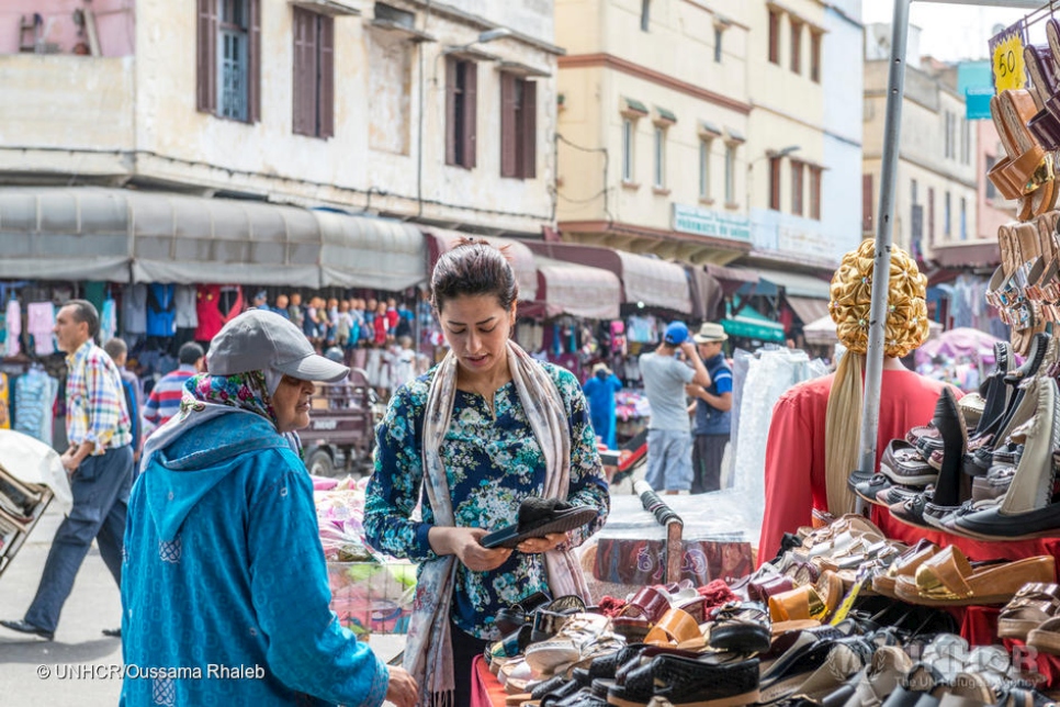 Un cordonnier syrien au Maroc remporte un franc succes.