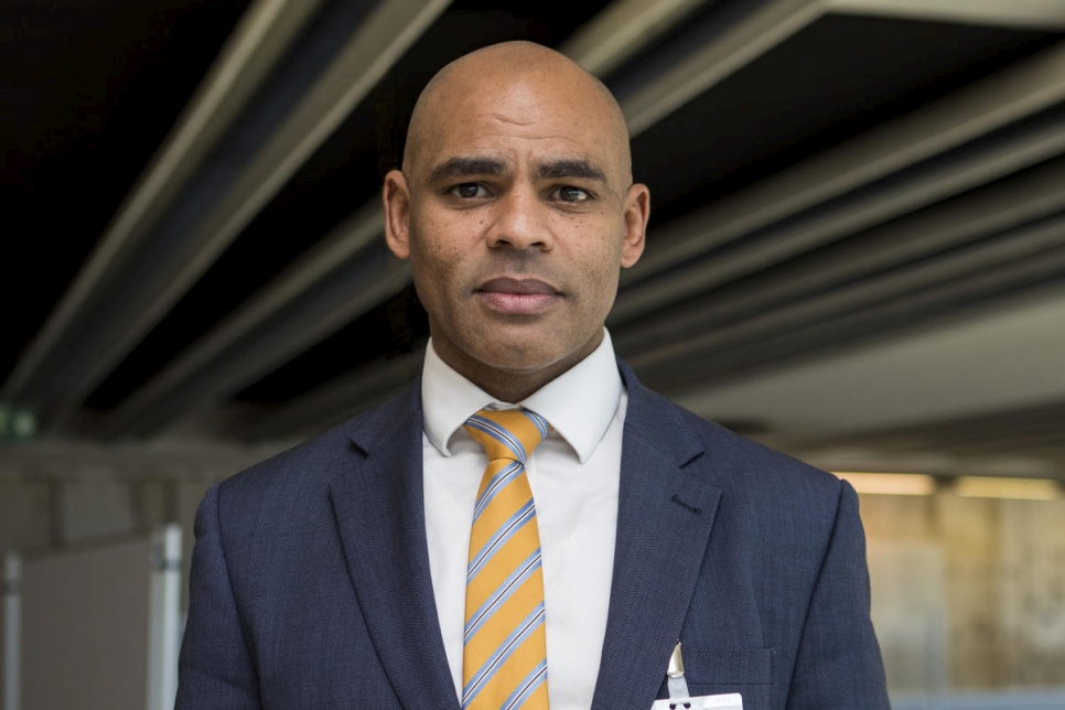 El alcalde de Bristol, Marvin Rees, en el 11° diálogo del Alto Comisionado sobre los desafíos de protección en Ginebra. 