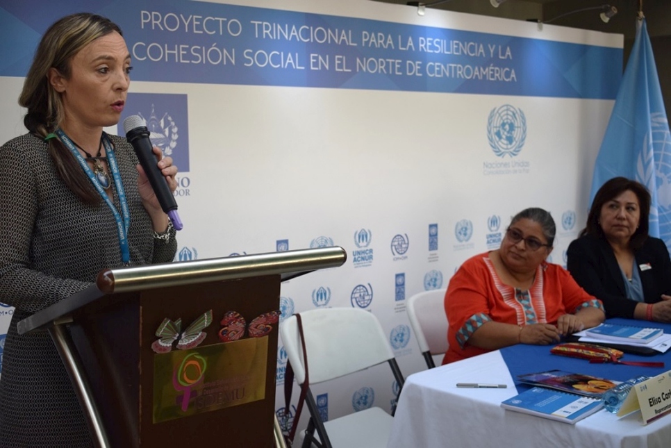 Elisa Carlaccini, Jefa de la Oficina Nacional del ACNUR en El Salvador menciona que la adecuación del Centro Atención Integral del ISDEMU se enmarca dentro del Proyecto trinacional para la resiliencia y la cohesión social en el Norte de Centroamérica.