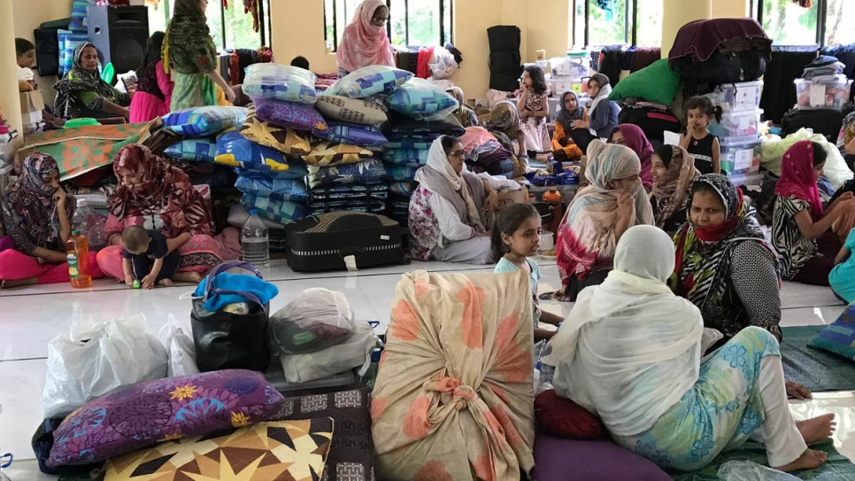 Le centre communautaire Amadiyya abrite des réfugiés et des demandeurs d'asiles qui ont été forcés de quitter leur logement depuis les attentats perpétrés au Sri Lanka le 21 avril. 