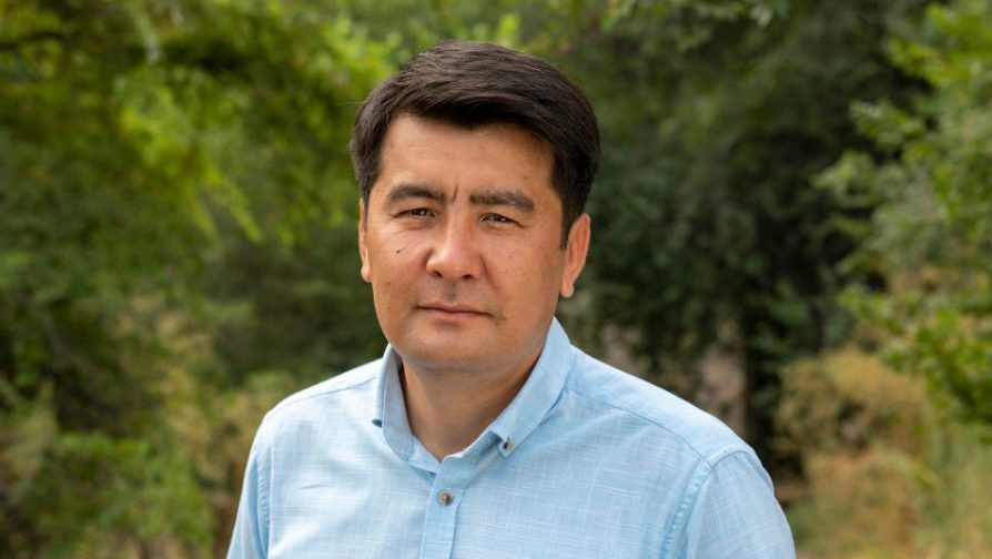 Kyrgyz human rights lawyer wins UNHCR Nansen Refugee Award