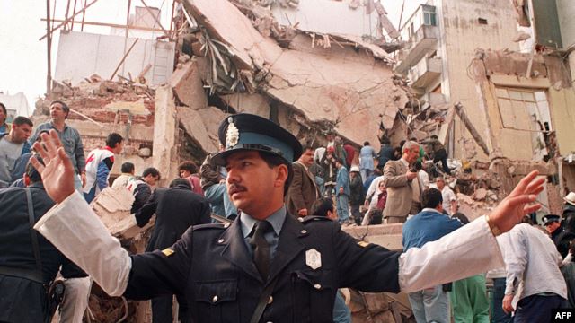 The 1994 bomb killed 85 people.