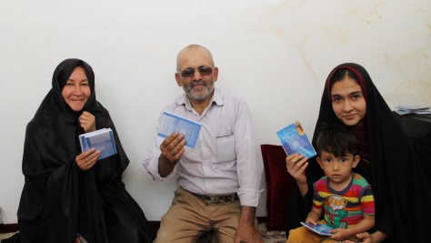 Iran. Afghan family among thousands benefiting from health insurance scheme
